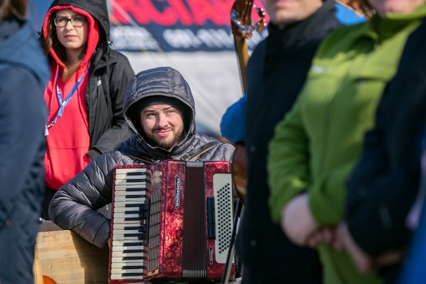 Oto najlepsze trasy, instruktorzy, szkoły i stacje narciarskie Małopolski