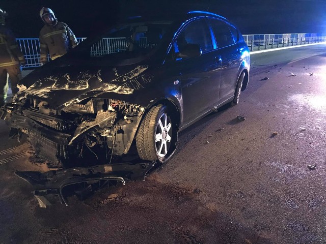 Krasne. Wypadek na wiadukcie. Jedna osoba trafiła do szpitala