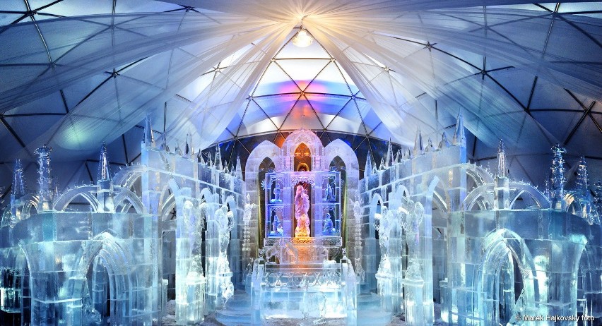 Tatry Słowackie. Na Hrebienku otwarto lodową kaplicę [ZDJĘCIA]