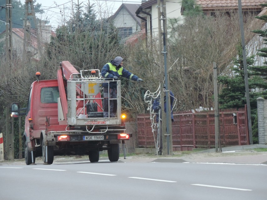 Bożonarodzeniowe iluminacje w Małkini Górnej już rozświetlają wieczory. I zrobiło się świątecznie… 11.12.2020