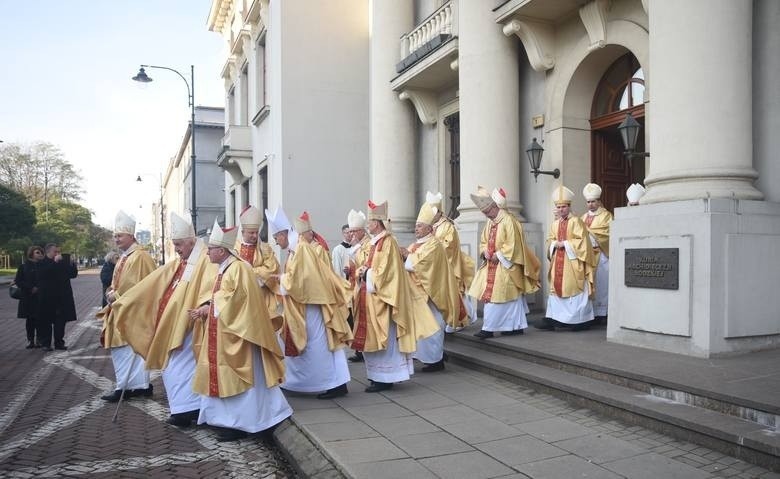 W ten weekend odbędzie się posiedzenie Episkopatu w Łodzi i Pabianicach. Przyjadą dziesiątki biskupów z całej Polski