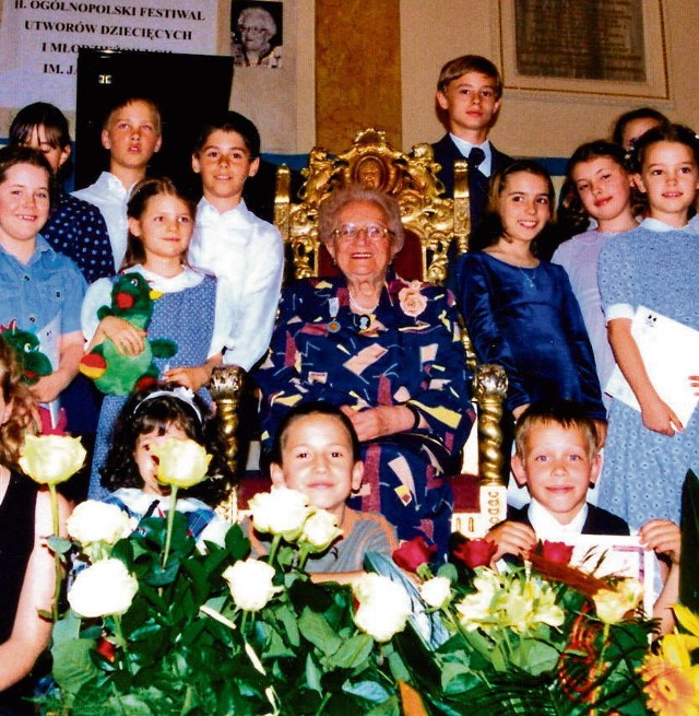 Janina Garścia podczas wręczenia Orderu Uśmiechu w 2002 roku