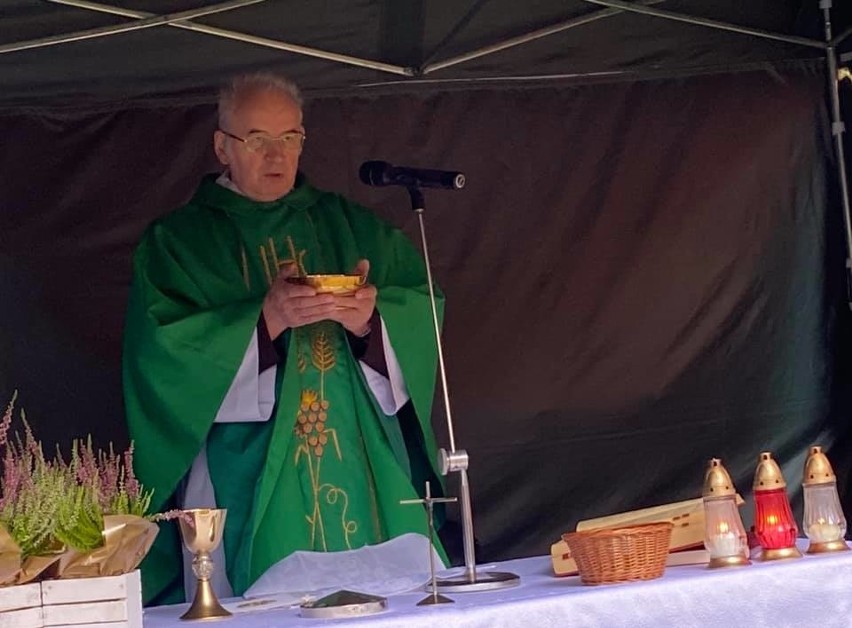 Piękne uroczystości patriotyczne na "Pękowcu". Odznaczenia wręczył wojewoda świętokrzyski Zbigniew Koniusz [ZDJĘCIA]