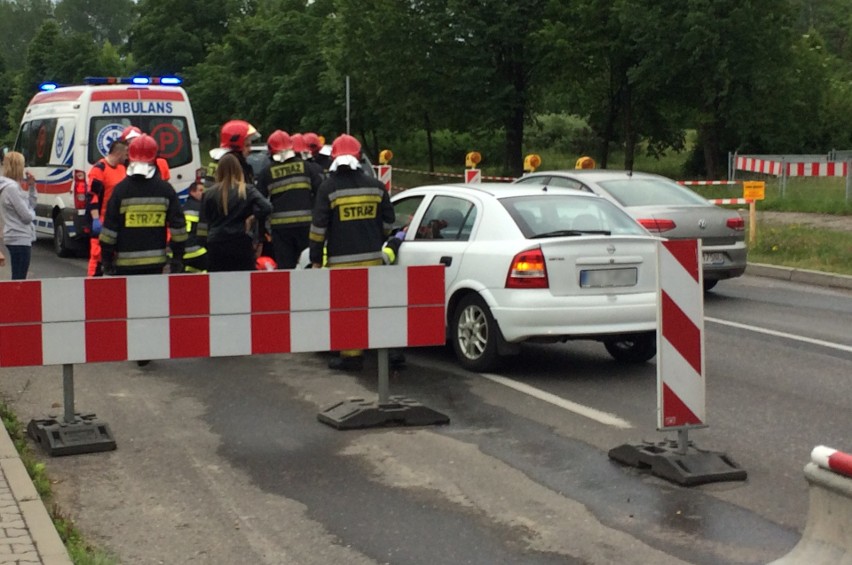 Opel potrącił pieszego na ul. 3 Maja w Sosnowcu