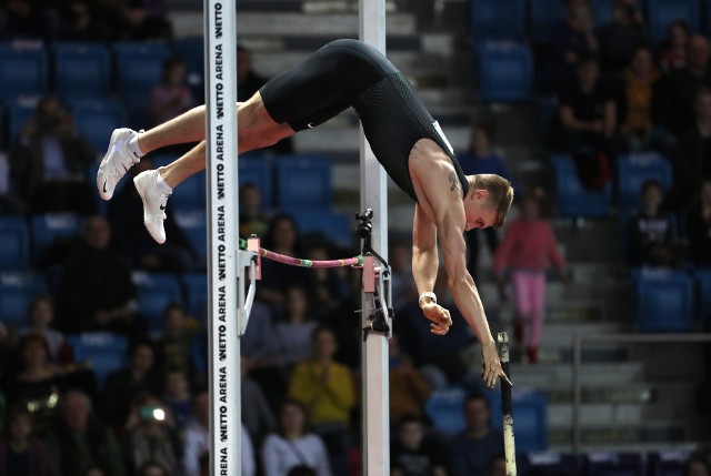 Piotr Lisek z OSOT Szczecin.