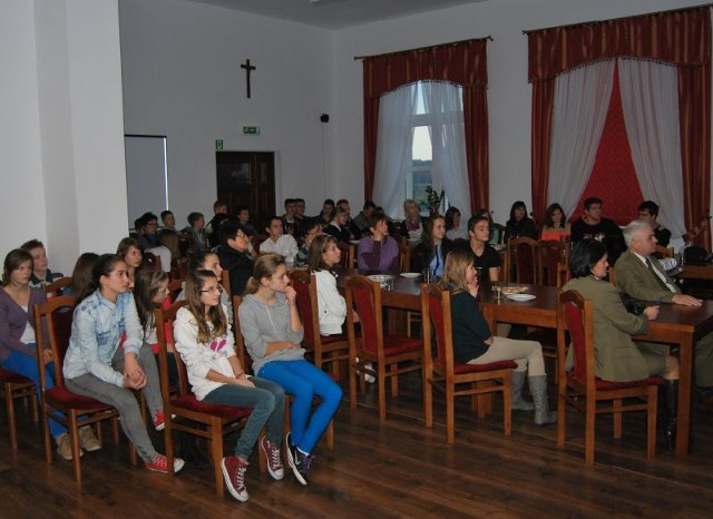 W konferencji wzięli udział uczniowie gimnazjów z powiatu niżańskiego.
