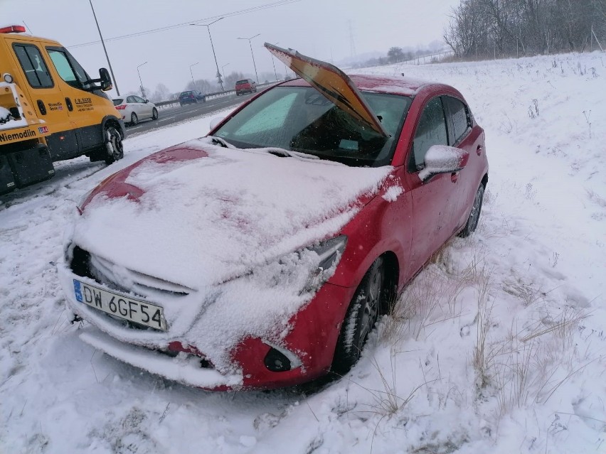 Dwa groźne wypadki na autostradzie A4 pod Brzegiem.