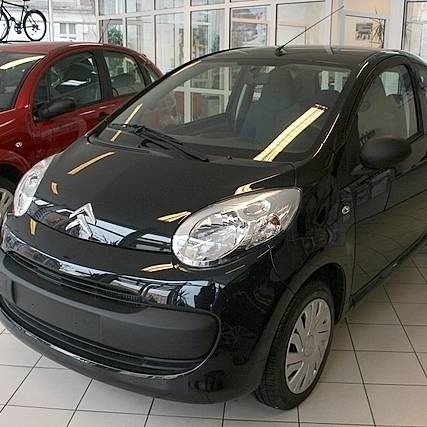 Citroen C1 jest typowym przedstawicielem małych samochodów.