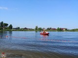 Na jeziorze w Grudziądzu wywróciła się  łódź. Trzy osoby za burtą 