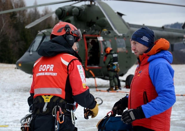 GOPR Grupa Karkonosze otrzymała wsparcie od Służb Poszukiwania i Ratownictwa Lotniczego.