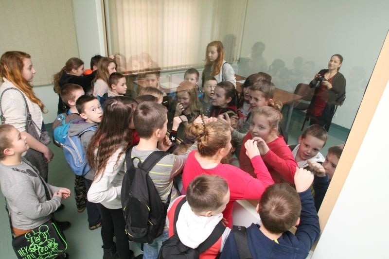 Ferie w Kielcach: dzieci z wizytą w komisariacie