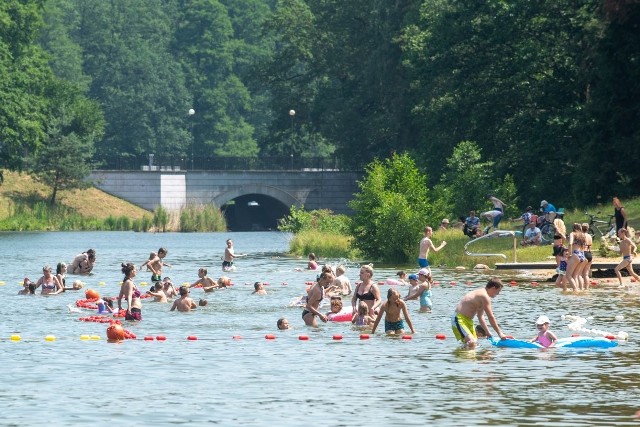 Przez resztę długiego weekendu wolno kąpać się w Arturówku.