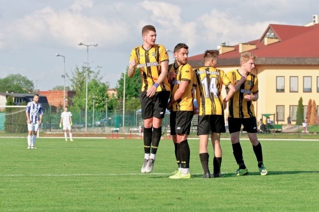 W minioną sobotę, na stadionie w Brodnicy Sparta Brodnica podejmowała Unię Janikowo. Spotkanie (28. kolejki 4. ligi kujawsko-pomorskiej) zakończyło się bezbramkowo.