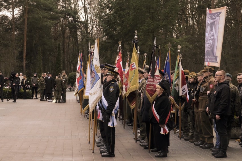 Uroczystości pogrzebowe. generała Jana Podhorskiego: był...