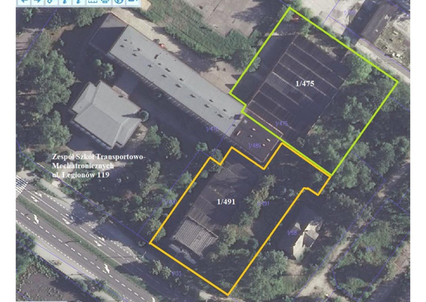 Powiat skarżyski chce sprzedać działki z budynkami po Technicznych Zakładach Naukowych (ZDJĘCIA)