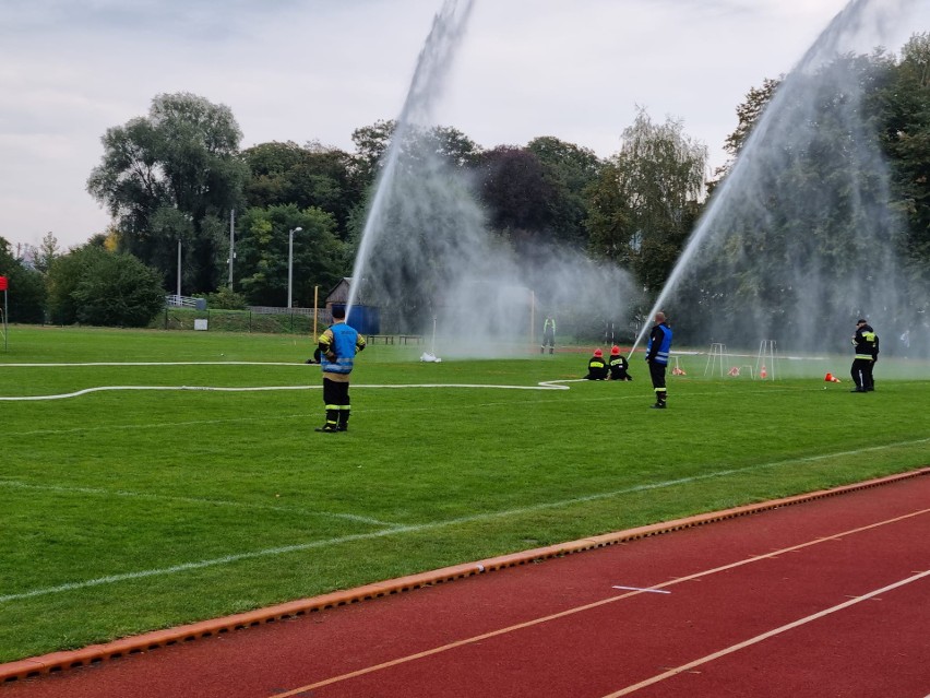 Ochotnicy z Mirca reprezentowali powiat starachowicki na Wojewódzkich Zawodach Sportowo-Pożarniczych w Staszowie. Zobacz zdjęcia