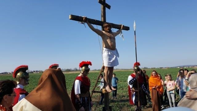 Misterium Męki Pańskiej na ulicach Krzyżanowic