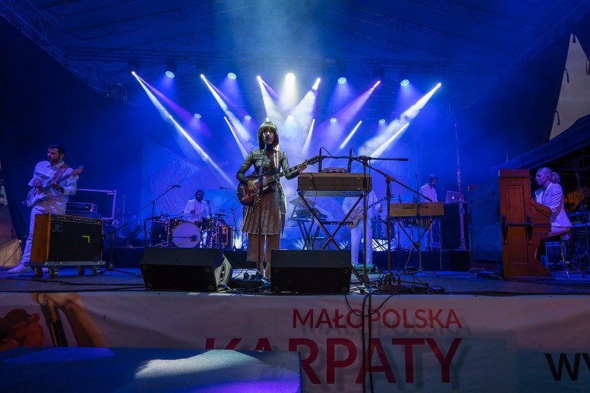 Festiwal Karpaty OFFer. Monika Brodka przyciągnęła tłumy [ZDJĘCIA, WIDEO]