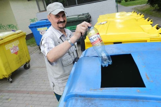 Zygmunt Cywiński z Kędzierzyna-Koźla: - My chcemy, żeby wywożenie śmieci było tanie i odbywało się regularnie. Urzędnicy biorą pieniądze za to, żeby wymyślić, jak to zrobić.