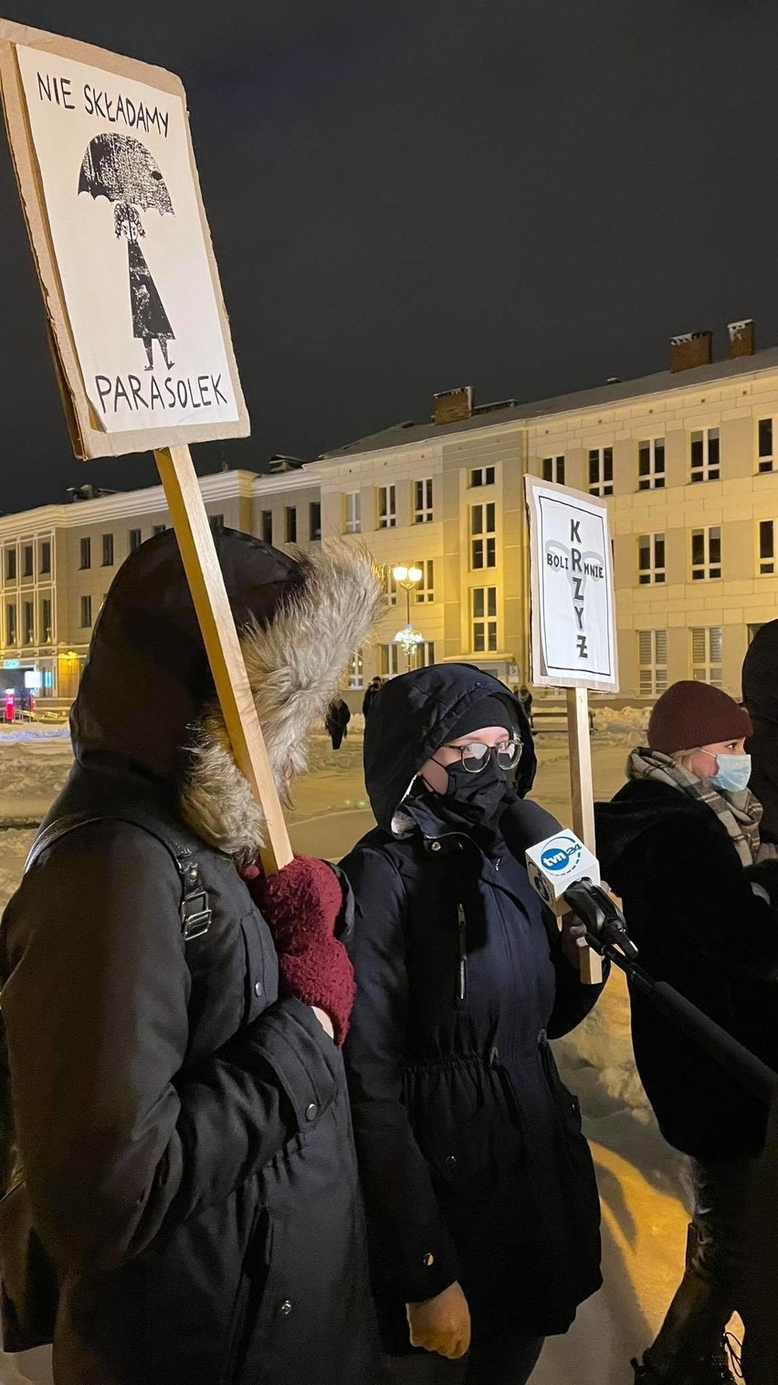 Strajk kobiet w Białymstoku. Protest przeciwko działaniom...