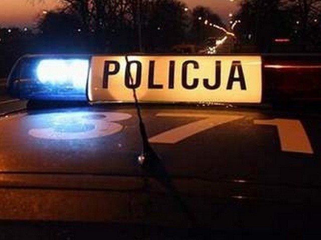 Policja ustala tożsamość zmarłego pieszego w Boninie.