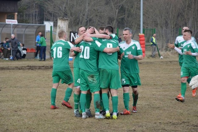 W IV lidze Anioły Garczegorze wygrały 3-0 derby powiatu z Pogonią Lębork