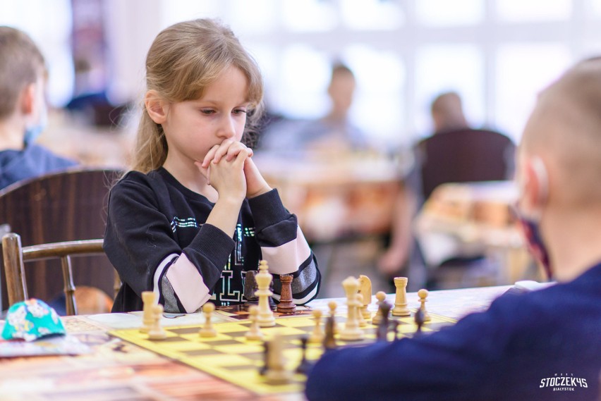 Trwa rywaliazcji w Białostockiej Lidze Szkolnej w szachach