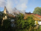 Dziaduszyn. Pożar domu gasiło 23 strażaków (zdjęcia)