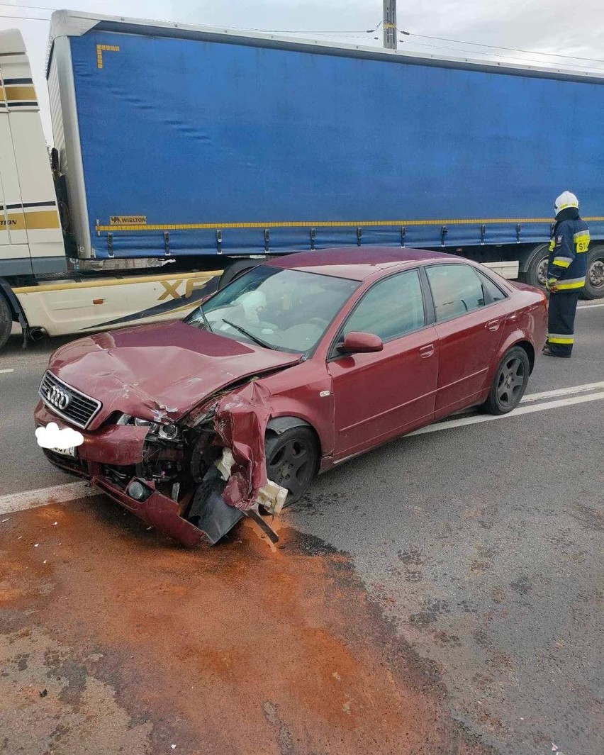 Wypadek na drodze krajowej nr 79 w Zabierzowie