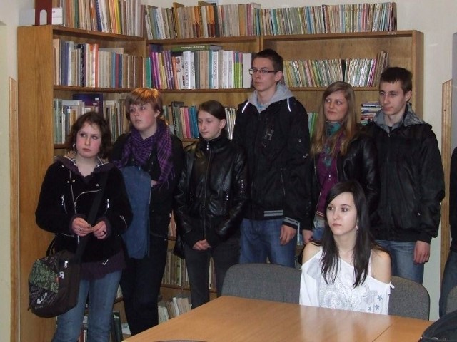 ZS nr 2 odwiedzili m.in. uczniowie klas trzecich Gimnazjum w  Podwiesku