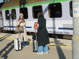 Pociągi coraz mniej punktualne. Łódzka Kolej Aglomeracyjna radzi sobie jednak dobrze. Ranking przewoźników. Intercity na szarym końcu