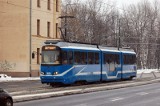 Kraków. Komunikacja tramwajowa zamarzła. Oblodzenie sieci w całym mieście