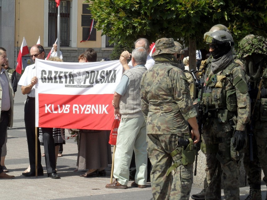 Święto Wojska Polskiego. Działo się na Rynku w Rybniku! [ZDJĘCIA]