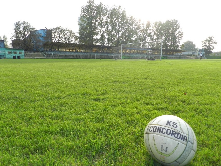 Kibice na meczu Concordia Knurów - Sarmacja Będzin 3:1