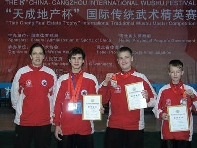 Joanna Skamla, Maciej Janowski, Bartosz Pacuła i Piotr Stachowicz w Cangzhou