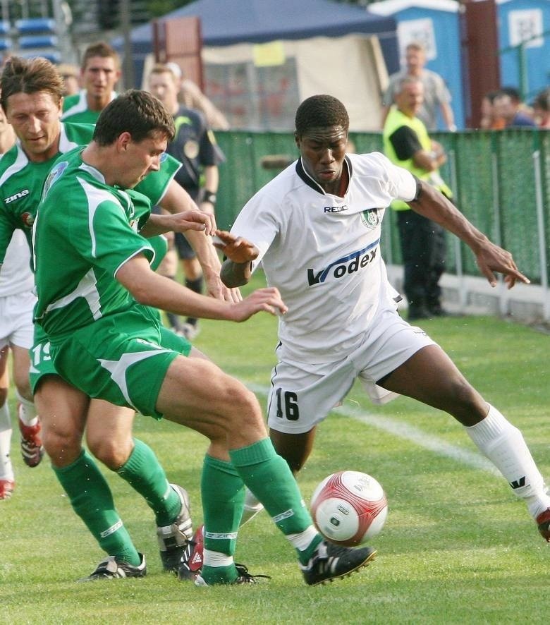32-latek w 2007 roku grał w Stali Stalowa Wola, w barwach...