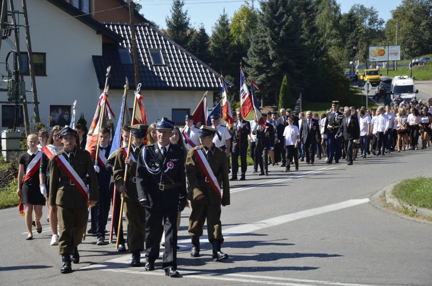 W Raciechowicach upamiętniono wolną Polskę! [ZDJĘCIA]