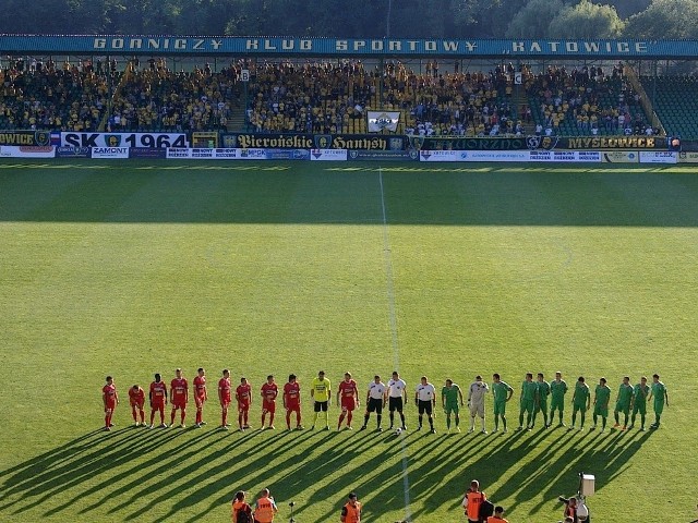Kibice Podbeskidzia skarżą się na zachowanie fanów gospodarzy podczas pucharowego meczu z GKS Katowice