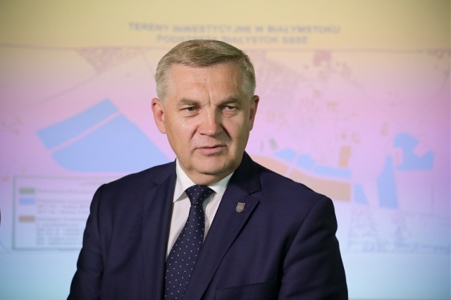 Głosowanie za udzieleniem absolutorium Tadeuszowi Truskolaskiemu. PO będzie za, PiS przeciw