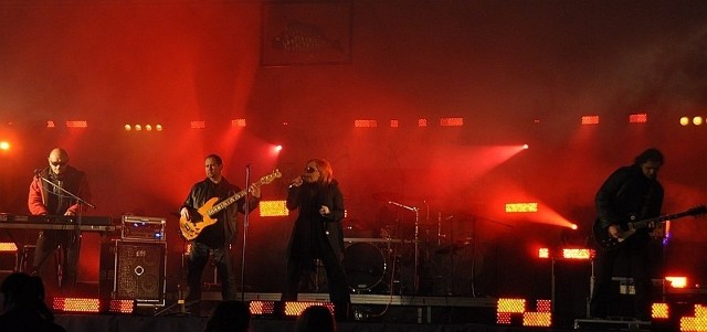 Zespół "Lombard" zagrał w Końskich dla kilkutysięcznej publiczności