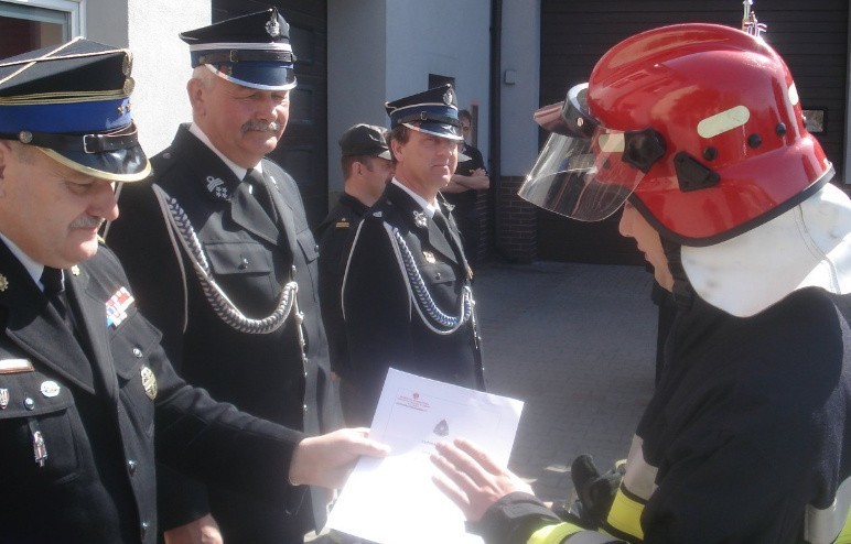 Strażacy OSP z powiatu lipskiego zakończyli kurs ratownictwa...