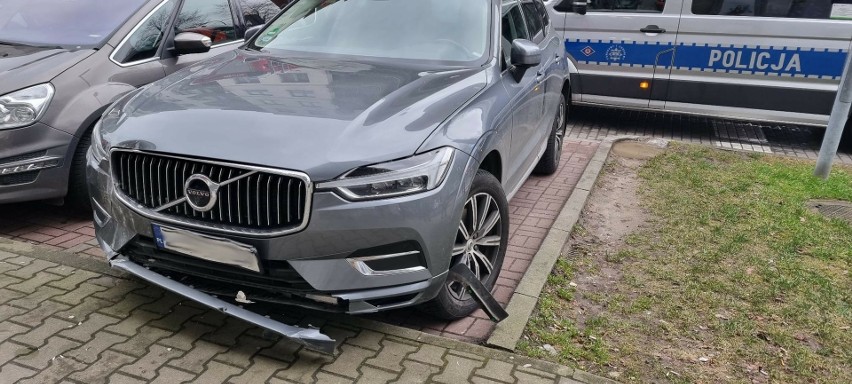 Kierujący samochodem osobowym marki Volvo stracił panowanie...