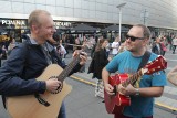 Dziś wyjątkowy koncert poświęcony Ericowi Claptonowi. Wczoraj "Layla" zabrzmiała przed Galerią Katowicką 