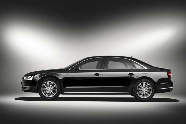 Audi A8 L Security...