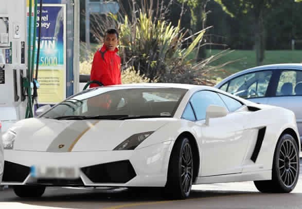 10. Nani – Lamborghini Gallardo ($229,000)