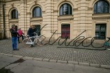 Kraków zyskał niezwykłe stojaki rowerowe