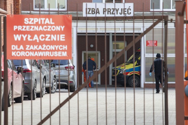 W Wojewódzkim Szpitalu Obserwacyjno-Zakaźnym w Bydgoszczy przebywa 14 osób chorych na COVID-19, w tym 13 w stanie dobrym, 1 w stanie średnim (stan na 10 kwietnia, godz. 16.17).