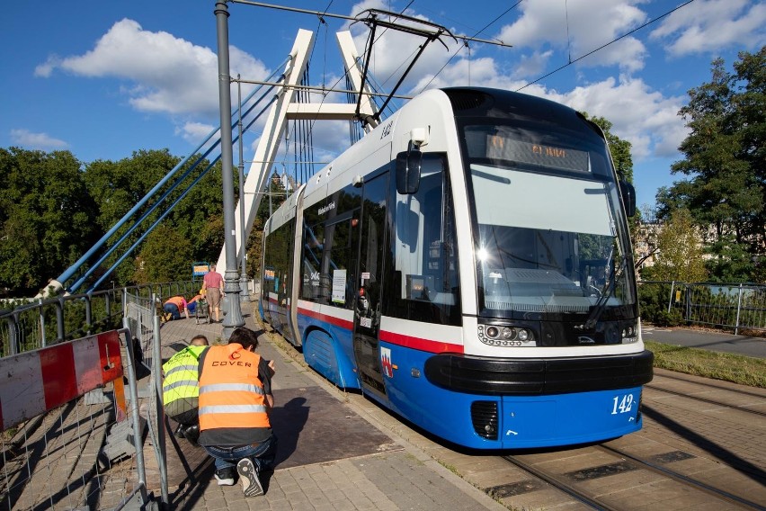 Drogowcy ograniczyli prędkość tramwajów na Moście Jagiełły w...