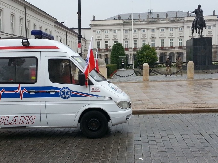 Ratownicy medyczni z Grudziądza przyłączyli się do protesujących związkowców w stolicy