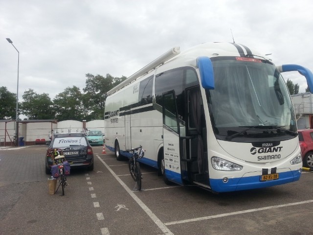 Takim autobusem będą w czasie Tour de Pologne podróżować kolarze Giant Shimano.